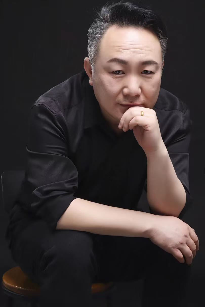 张辉：在雨林与故土之间，构筑当代小写意的新境界