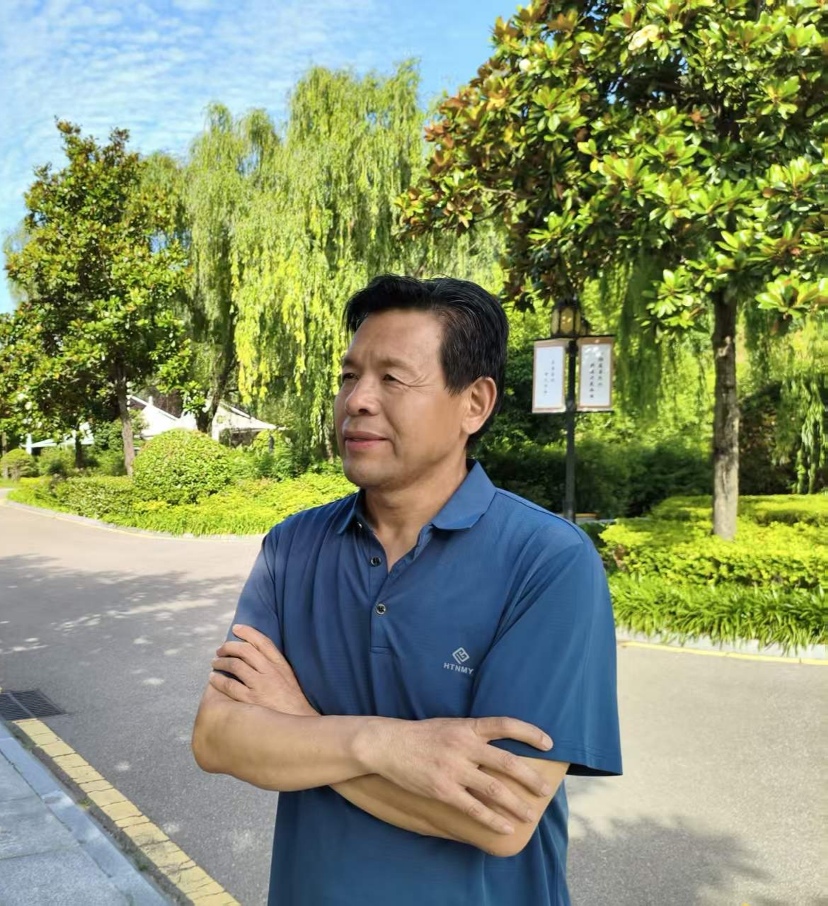 笔墨写春秋丹心铸书魂—书法家雷满兴先生艺术人生纪实